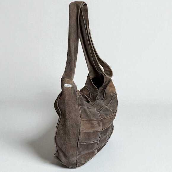 CHANEL suede patchwork '90s crossbody tote - Picture 6 of 11